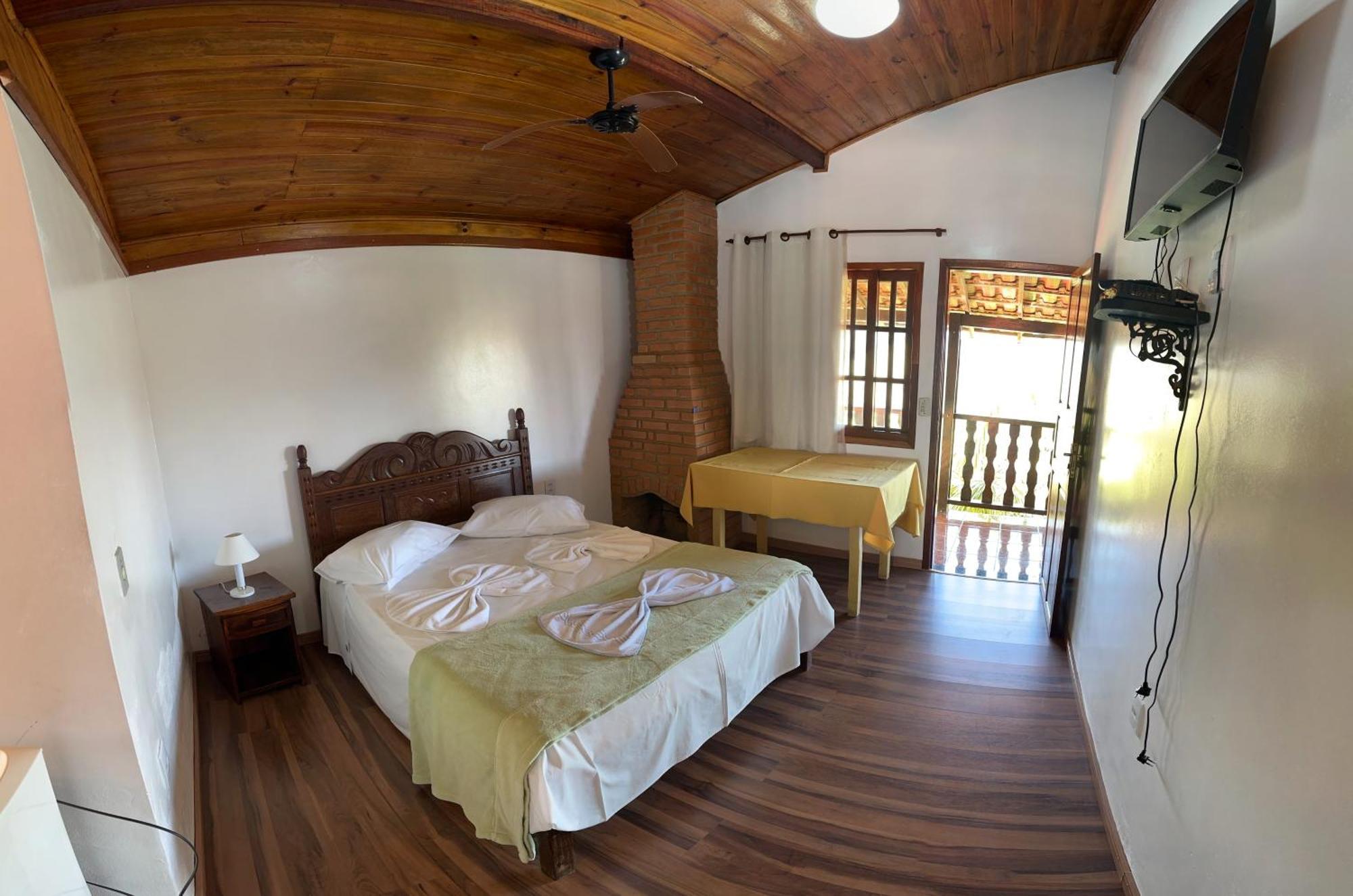 Hotel Alpha Ville Chalés Conceição da Ibitipoca Extérieur photo