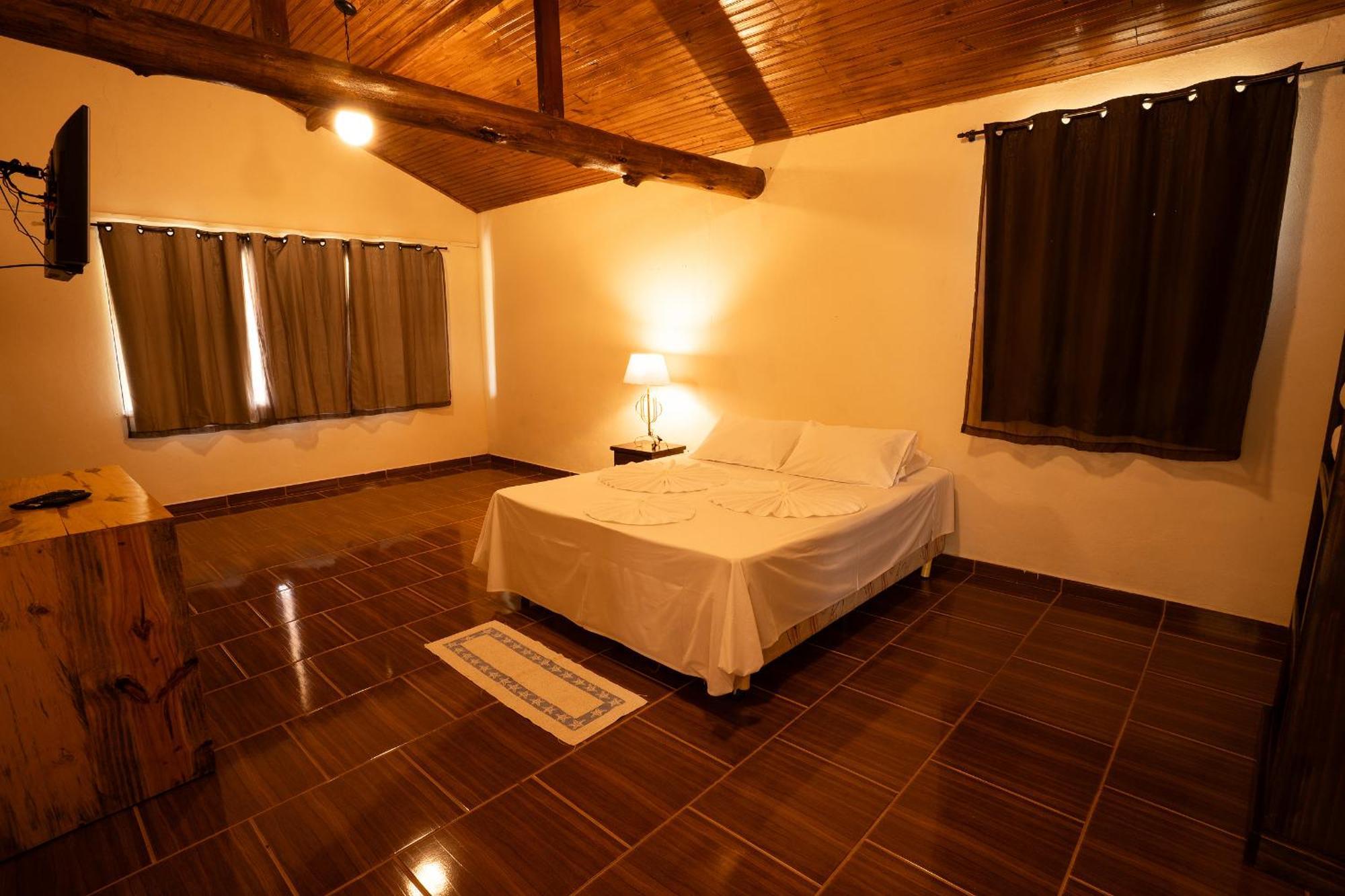 Hotel Alpha Ville Chalés Conceição da Ibitipoca Extérieur photo