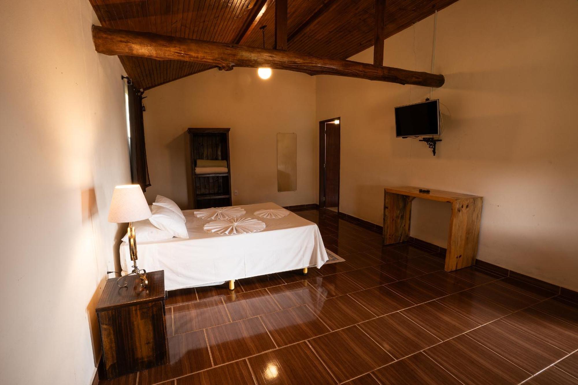 Hotel Alpha Ville Chalés Conceição da Ibitipoca Extérieur photo